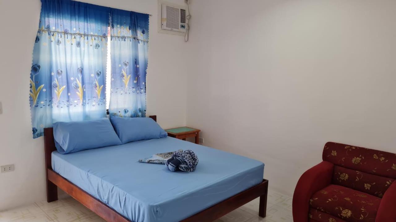Babas Guesthouse Moalboal Exterior photo
