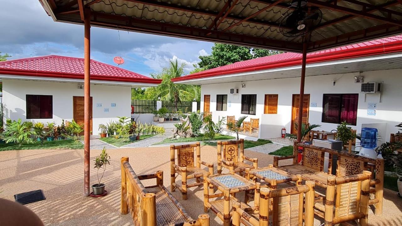 Babas Guesthouse Moalboal Exterior photo