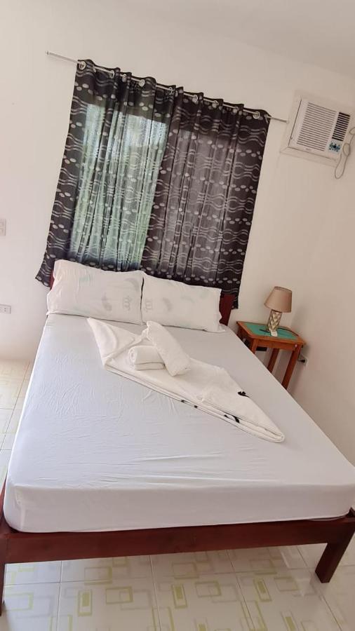 Babas Guesthouse Moalboal Exterior photo