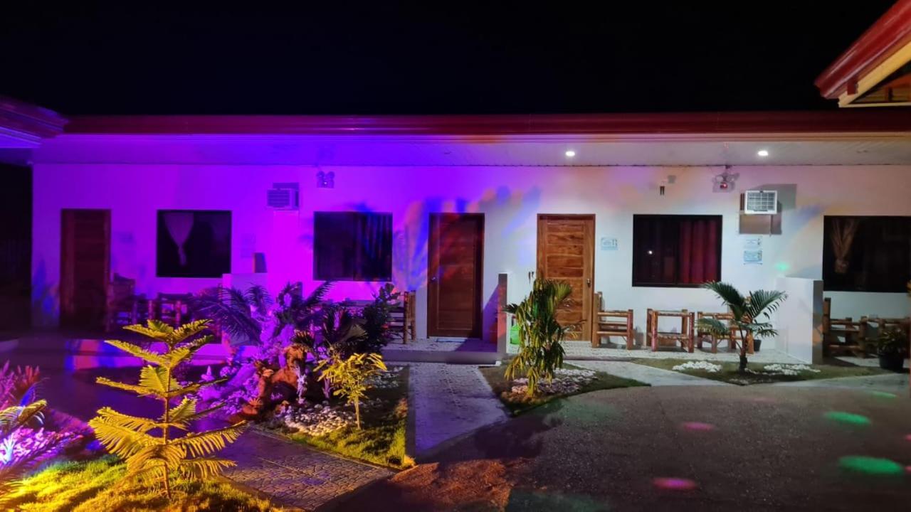 Babas Guesthouse Moalboal Exterior photo